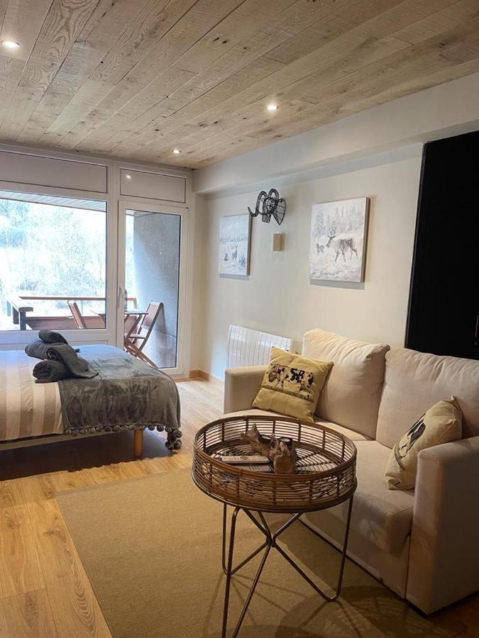 Apartaran 407 Con Terraza Betrén Εξωτερικό φωτογραφία